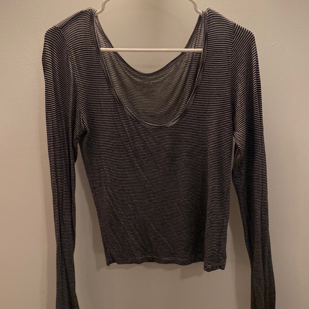 American Eagle Longsleeve
